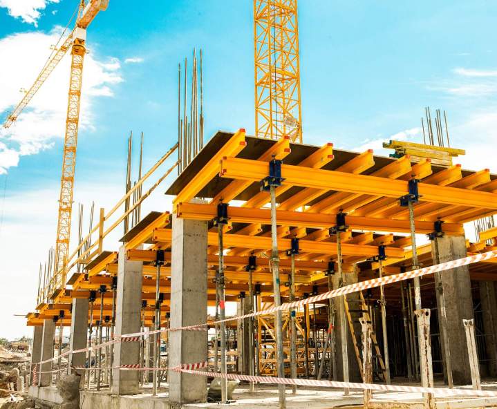 Structures de béton durables pour vos projets d'envergure.