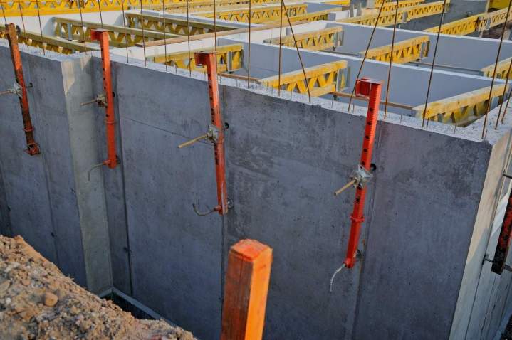Coffrage de fondation, Prévost